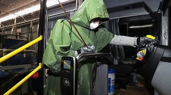 ضدعفونی تمامی اتوبوس‌ ها تهران ، قبل  از مسافرگیری 