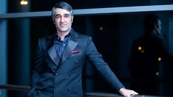 فیلم / سکانس شاد/ زن محمد بحرانی دیگه نمیزاره با پژمان و رفقاش بگرده میگه بدآموزی داره  ...