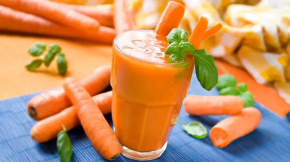 در دوران کرونا آب هویج بنوشید  