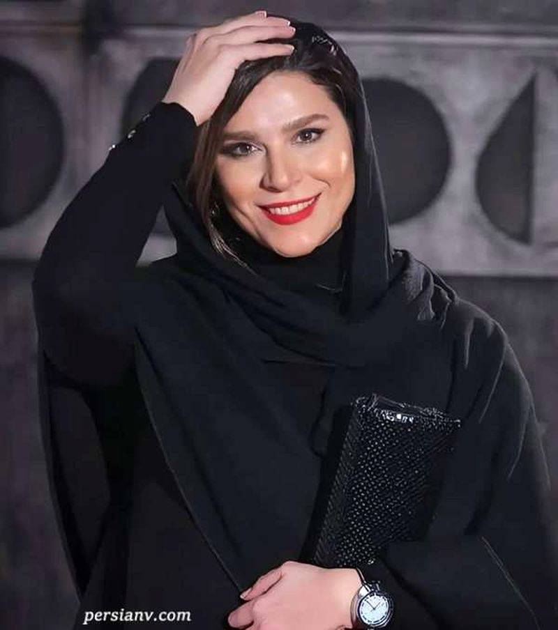 عکس جذاب از خانم خوشپوشِ سینمای ایران با استایل کلاسیک