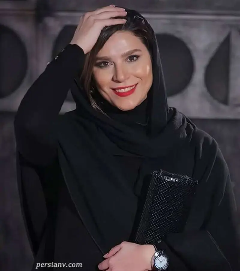 عکس جذاب از خانم خوش‌پوشِ سینمای ایران با استایل کلاسیک