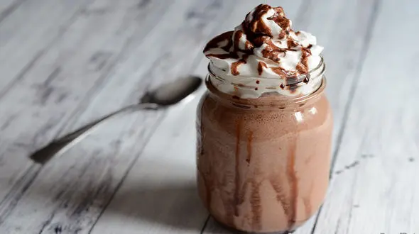 شکلات گلاسه برای عصرهای تابستانی