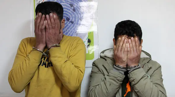 گفتگو با باهوش ترین دزد تنبل تهران / هیچ کس باور نمی کرد به یک سارق کمک می کند + فیلم 