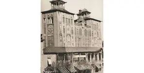 سفر به تهران قاجاری؛ شمس‌ العماره را در حال ساخت ببینید