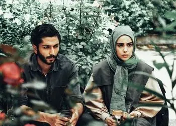 عکس/ کیک تولد فوق‌العاده منحصر به فرد مهدیس توکلی، بازیگر نقش مینو، خواهر سهراب در سریال از سرنوشت / انگشتر طلای کارتیه خانم بازیگر حسابی تو چشم میزنه ...