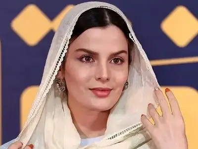 فیلم / غزاله اکرمی سوجان: از عشقم خیانت ببینم تحمل ندارم ... /  من دختر روستام نمیتونم ...کثیف ترین کار اینه که.../ کشت و کشتار  راه میندازم ..