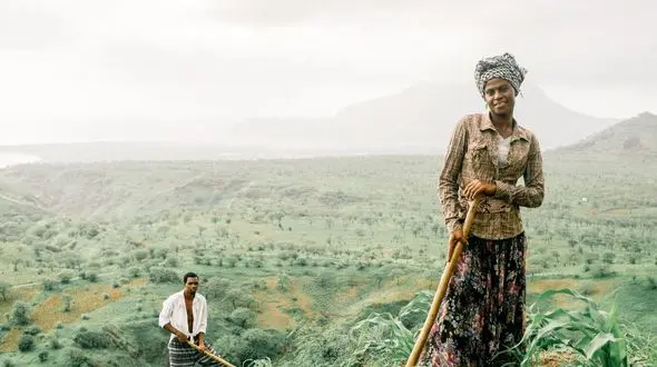 تصویر زوج کشاورز عکس روز نشنال جئوگرافیک