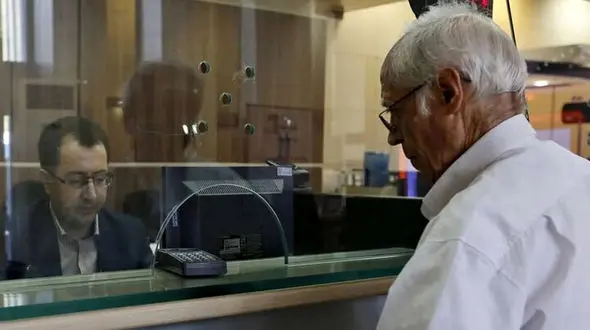 شارژ حکمت کارت شاغلین و بازنشستگان نیروهای مسلح با افزایش ناچیز/ فقط ۱۰۰ هزار تومان بیشتر شد!