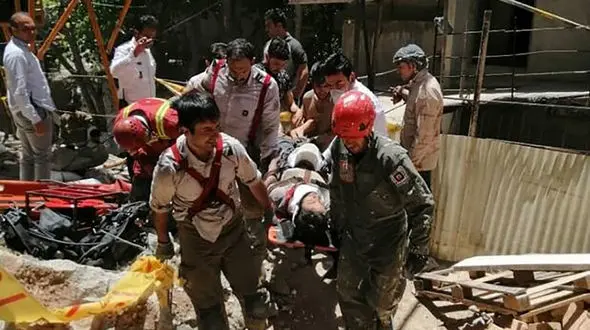 2 مرد در میدان هروی تهران زنده زنده دفن شدند + عکس تلخ