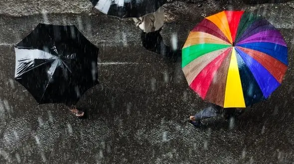 بارش پراکنده باران و وقوع گرد و غبار در آسمان لرستان