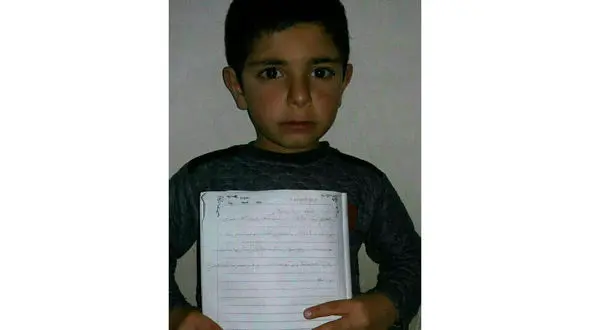 تلخ ترین انشای فرزند یک کولبر ! + عکس پسربچه