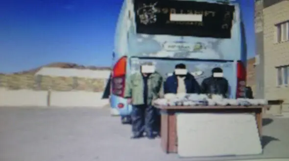 قاچاقچیان اتوبوسی دستگیر شدند