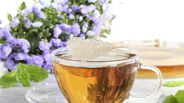 کدام نوشیدنی برای سلامتی در صبح، عصرانه و شب مناسب‌تر است؟ رازهایی که نمی‌دانید!