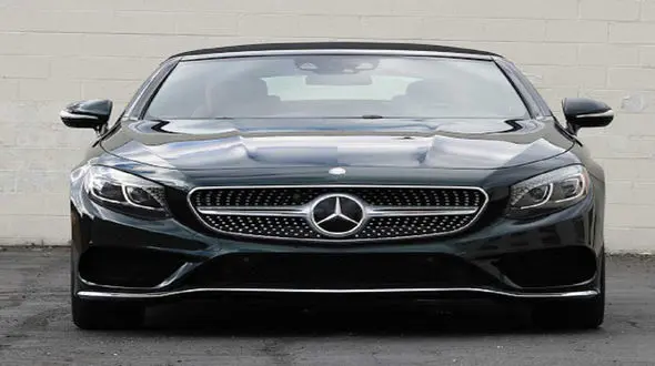 تصویری از چپ کردن بنز فوق لاکچری در مشهد