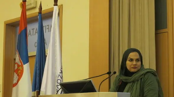 از سینمای زنان تا حجاب و یک شوخی/پاسخ‌های نرگس آبیار به دانشجویان صرب+تصاویر