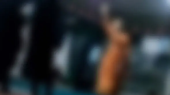 فیلم رقص قری یک زن روی آنتن ! / چطور صدا و سیما گاف داد ! 