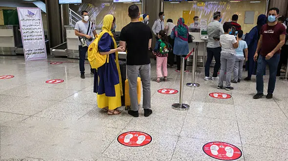 فرود اضطراری پرواز تهران بندرعباس / 130 مسافر بوی سوختگی را فهمیدند