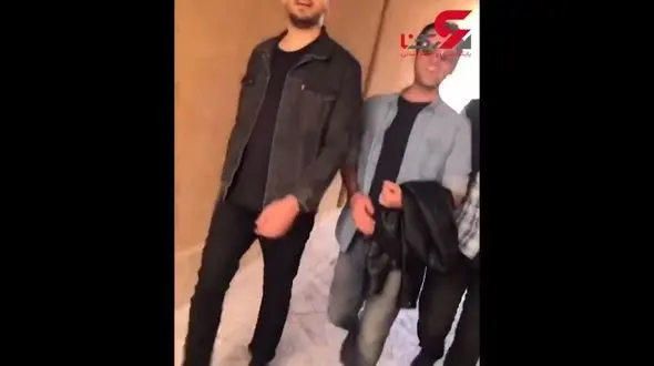 آواز خوانی بازیگران فیلم "شبی که ماه کامل شد" در کوچه های یزد+فیلم