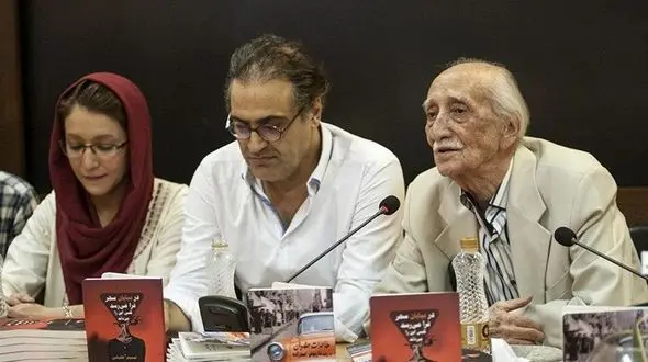 نکوداشت بازیگری که با سنگ از او پذیرایی می شد