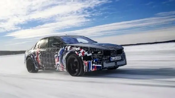 تصاویر | بی ام و M3 جدید وارد میدان شد: پاسخی قاطع به رقبا