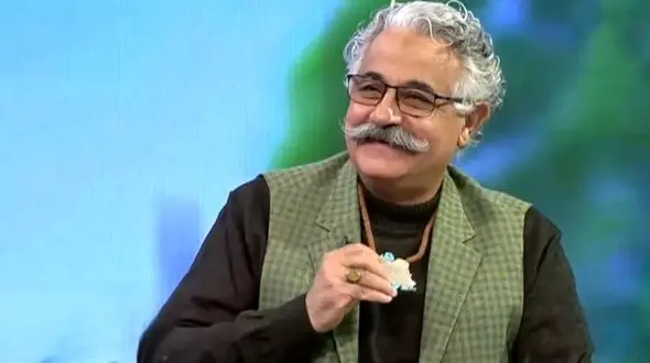 عکس هایی جالب از خانه لاکچری و زیبای اقبال واحدی با معماری و دکوراسیون دهه 20 شمسی!