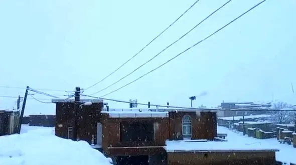 فیلم بارش اولین برف پاییزی در آذربایجان غربی