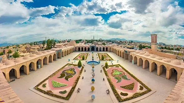 میدان گنجعلی‌خان؛ قلب تاریخی کرمان + فیلم