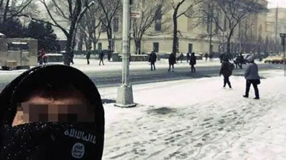 سلفی یک داعشی در نیویورک! /ما در خانه شما هستیم..!+ عکس