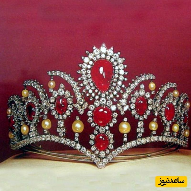 جواهرات سلطنتی ثریا اسفندیاری