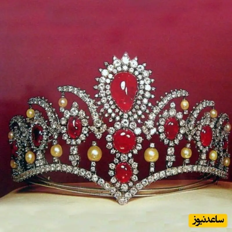 جواهرات سلطنتی ثریا اسفندیاری