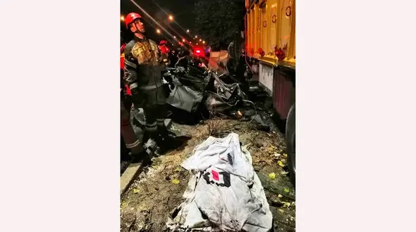 له شدن زن تهرانی زیر چرخ های کامیون در بزرگراه امام علی + عکس جنازه