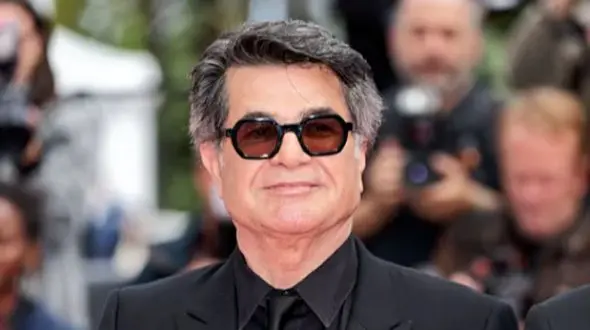 استقبال ویژه از جعفر پناهی در هنگام ورود به تهران