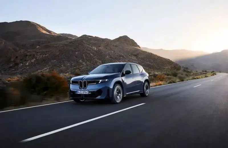 بی‌ام‌و iX3