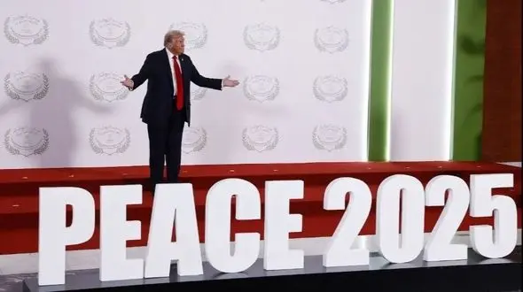 توهم پیروزی ترامپ در خاورمیانه: افسانه‌ی صلح یا سیاست قدرت؟