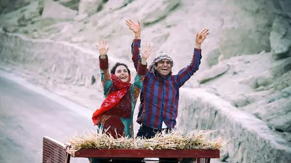 
الناز شاکردوست پشت وانت!+عکس
