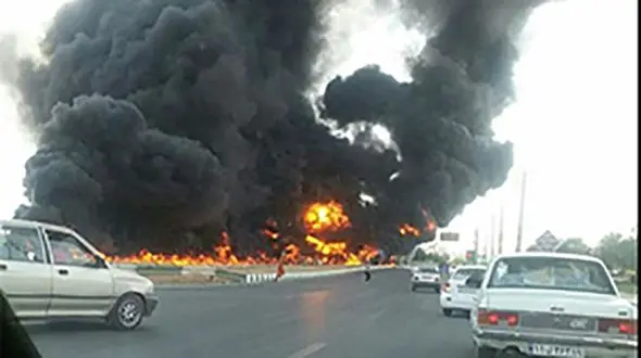 آتش سوزی ناشی از انفجار کپسول گاز مایع خودرو 