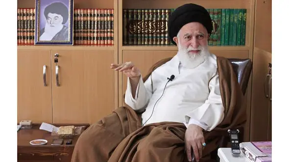 جوان‌های نسل جدید دنبال هرکسی می‌روند غیر از ما! / ما با مردم وفادارمان چه کردیم؟
