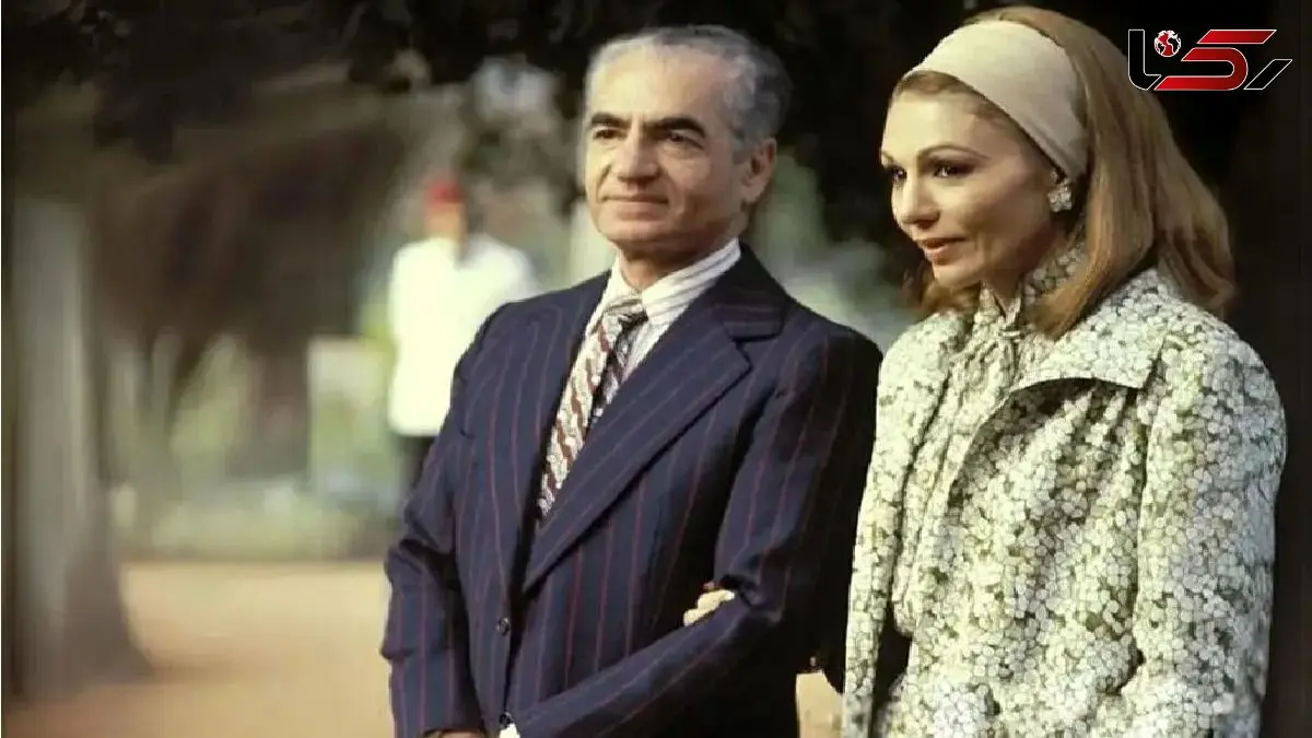 عکس سفر به ایام قدیم سال 1357 /  شاه و فرح دیبا بعد فرار کنار استخر تو مراکش