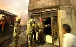فیلم آتش‌سوزی مهیب در انبار 2000 متری لوازم یدکی در جاده قدیم / 10 ایستگاه آتش‌نشانی به محل اعزام شدند
