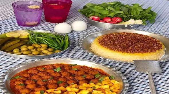 با کوفته قلقلی و برنج یک افطاری فوری درست کنید