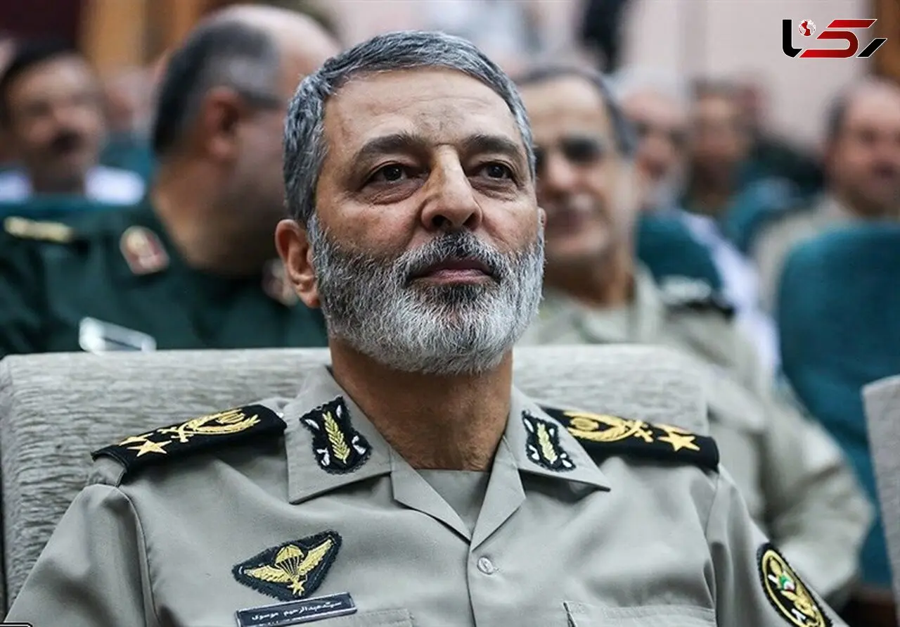 فرمانده کل ارتش ایران عزادار شد 