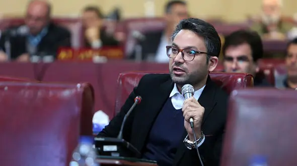 5 میلیون شغل در ایران در انحصار مهاجران است / 12500 قانون در مجلس فعلی تصویب شد ولی کیفیت زندگی افزایش پیدا نکرد + فیلم