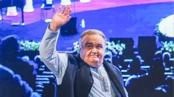 اکبر عبدی با جدیدترین بازی خود به تلویزیون بازمی‌گردد + عکس