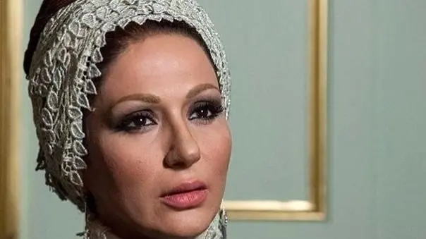 گریه های فرح پهلوی بخاطر شکست عشقی اش/ ساغر عزیزی : به عشق اولم نرسیدم ... هیچ عشقی عشق اول نمیشه؟