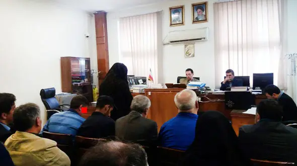 پسر غریبه ای که با زنم در خانه دیدم را به یک باغ بردیم و..! + عکس