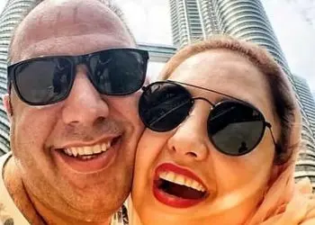 فیلم / علی اوجی: مجرد بودم سر یه فیلم با نرگس خندیدیم همونجا عاشقش شدم .../ بهش گفتم با من ازدواج کن ... / توی مشهد ازش بله گرفتم و شب یلدا رفتیمم خواستگاری ...