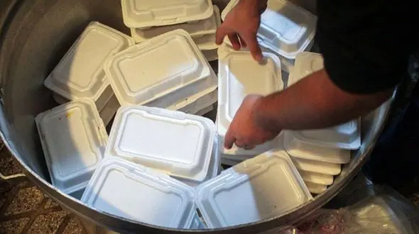 قیمت ظروف یکبار مصرف در ماه محرم چند؟