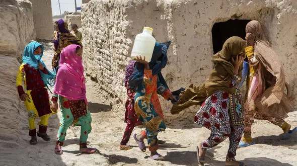 سیستان و بلوچستان آب ندارد چطور از کرونا پیشگیری کند؟ 