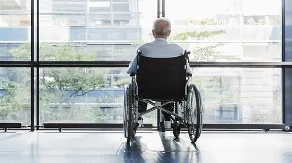 علائم کرونا در سالمندان متفاوت است 