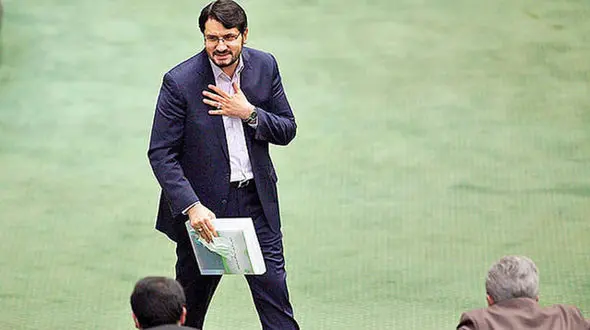 بیوگرافی مهرداد بذرپاش